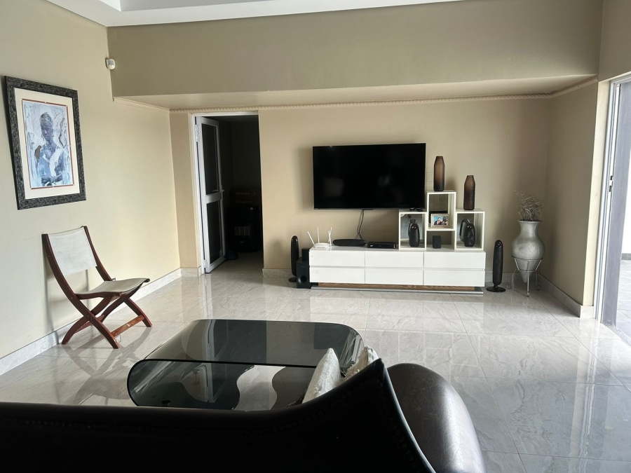 5 Bedroom Property for Sale in Nahoon Valley Park Eastern Cape